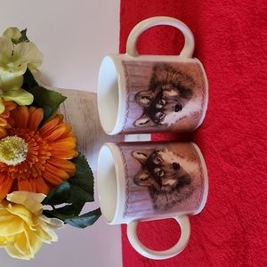 2 piece of Thirtystone Mugs.  10oz Wolf Design